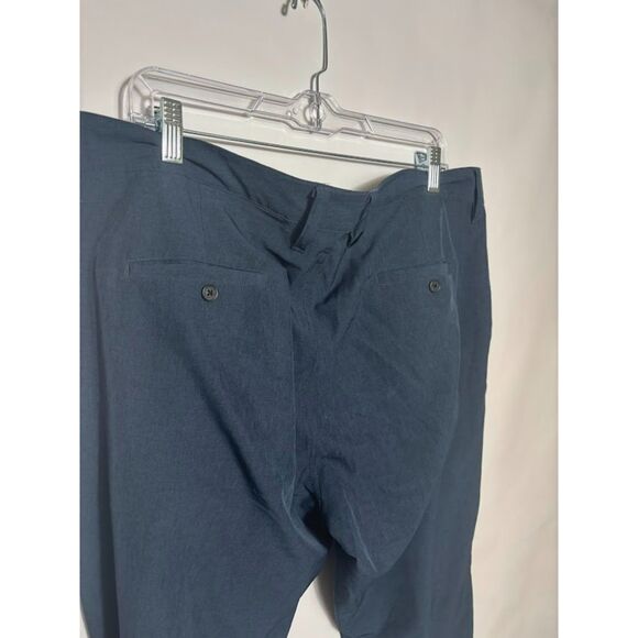 Travis Mathew Pants Men's Size 38x33 Blue Tech Work Performance Trousers Office - Picture 3 of 3